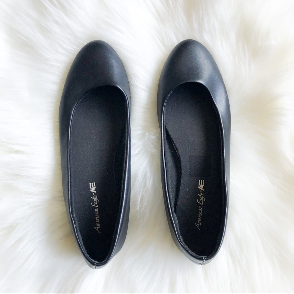 Black American Eagle by Payless Ballet Flats